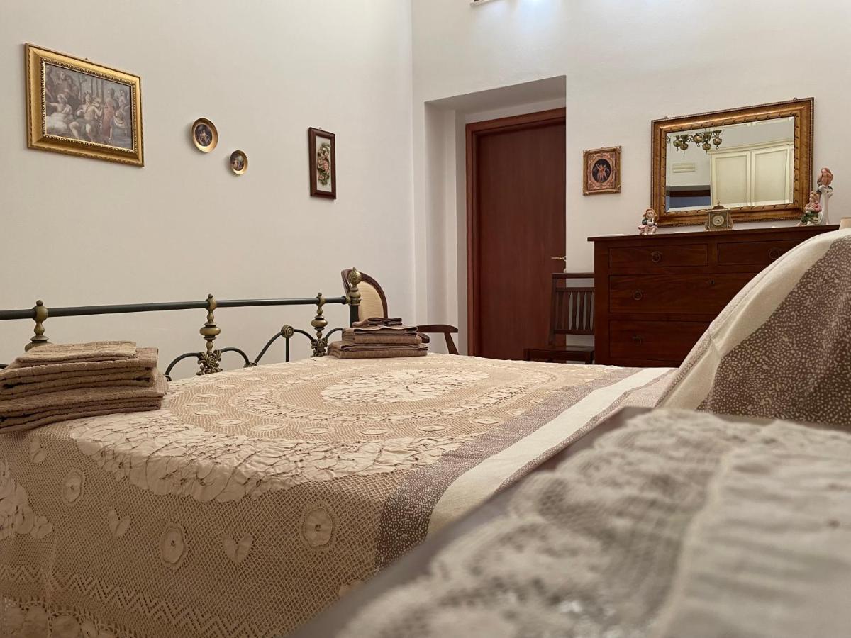 Half House Floridia Villa Exterior photo